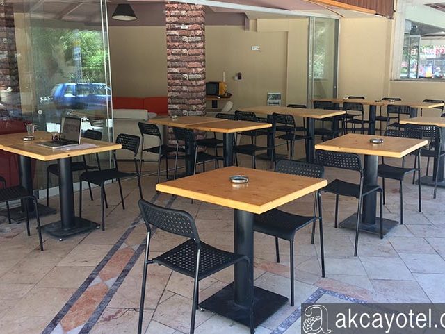 akcay-cafe-2
